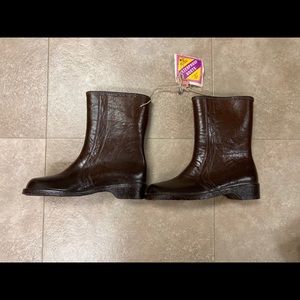 Vintage Dark Brown NWT Rain Boots Size 6